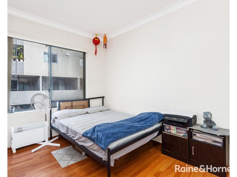 4/13 Cowper Street, Parramatta NSW 2150