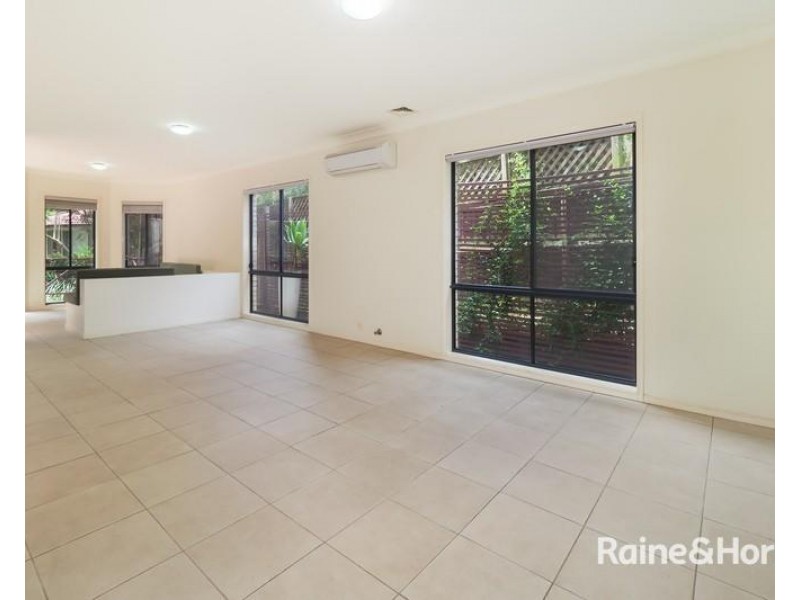 16 Cattai Creek Drive, Kellyville NSW 2155
