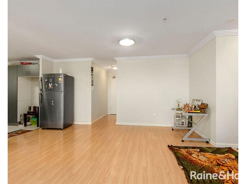 1109/91B Bridge Road, Westmead NSW 2145