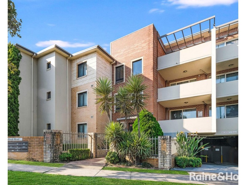 59/6-18 Redbank Road, Northmead NSW 2152