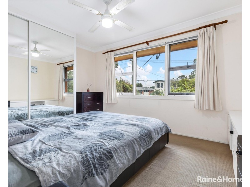 39 Lodge Ave, Old Toongabbie NSW 2146