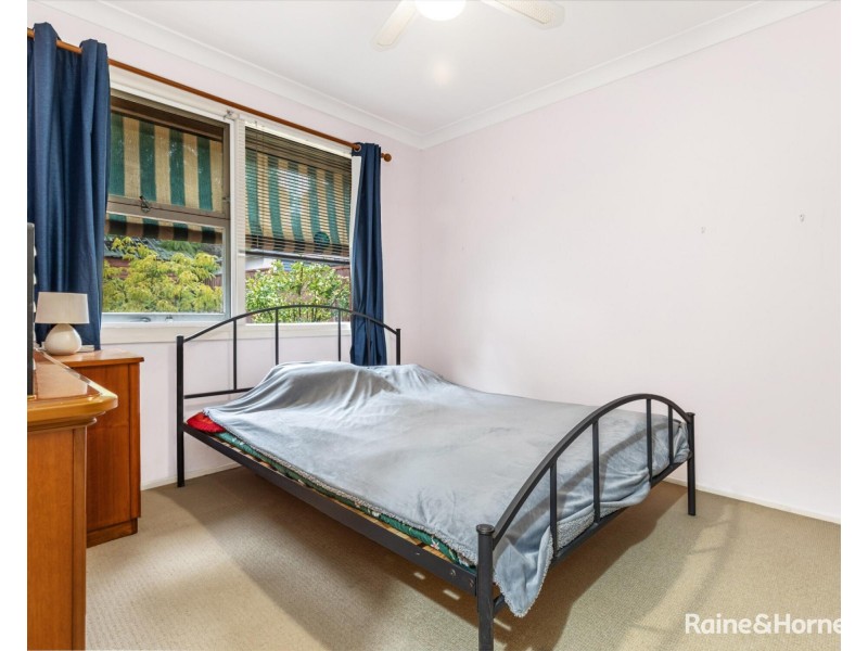 39 Lodge Ave, Old Toongabbie NSW 2146