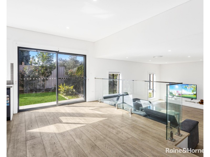 32 Lower Mount Street, Wentworthville NSW 2145