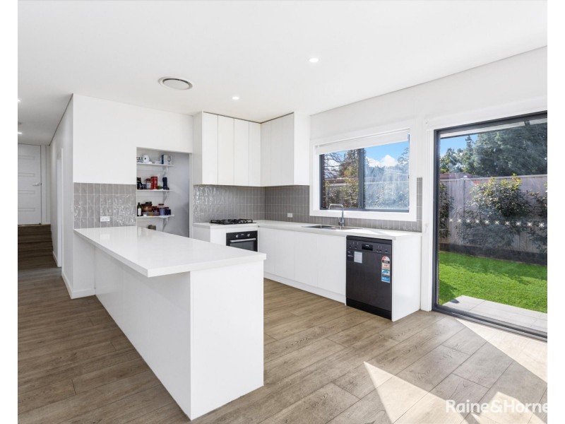 32 Lower Mount Street, Wentworthville NSW 2145