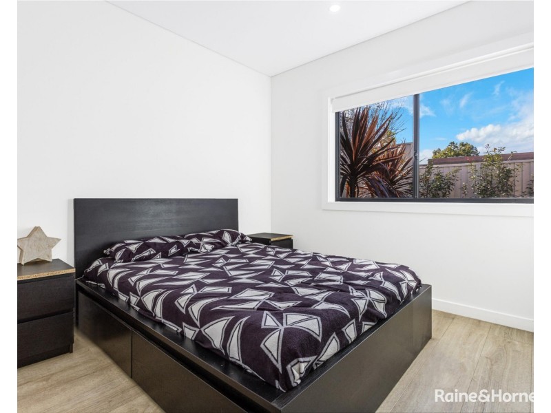 32 Lower Mount Street, Wentworthville NSW 2145