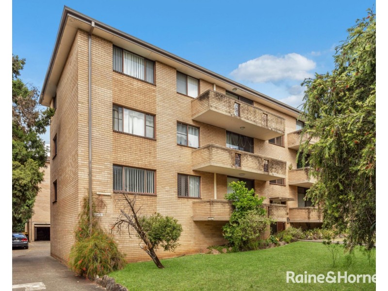 2/47-49 Wigram Street, Harris Park NSW 2150