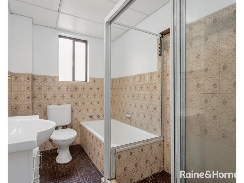 2/47-49 Wigram Street, Harris Park NSW 2150