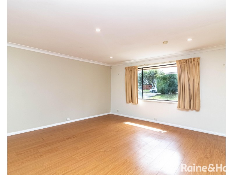 55 Joseph Banks Drive, Kings Langley NSW 2147