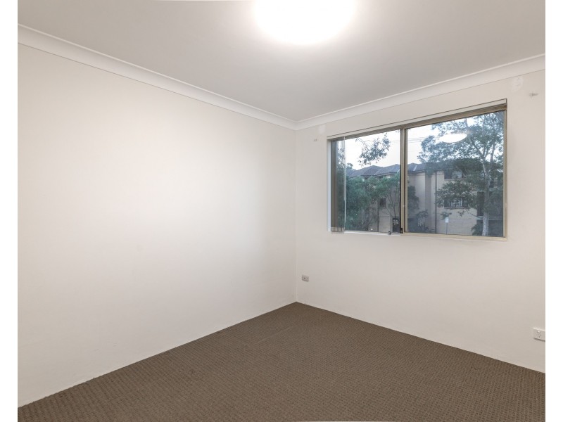 2/120 Railway Street, Granville NSW 2142