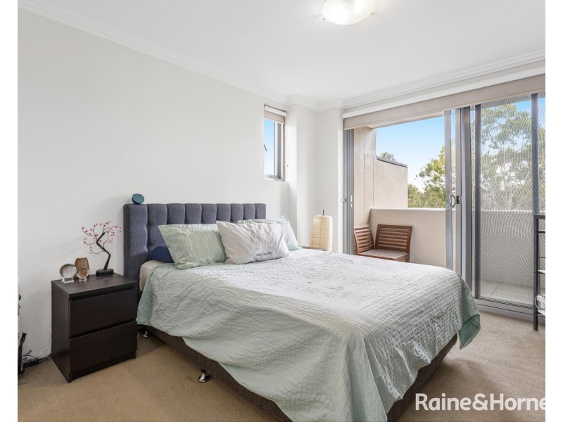 16/4-10 Benedict Court, Holroyd NSW 2142