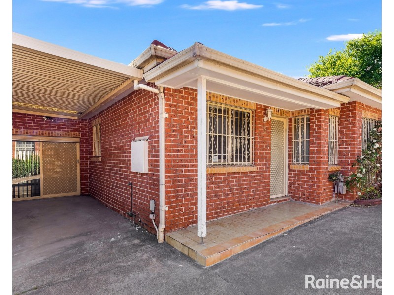 2/9-11 Hart Drive, Constitution Hill NSW 2145