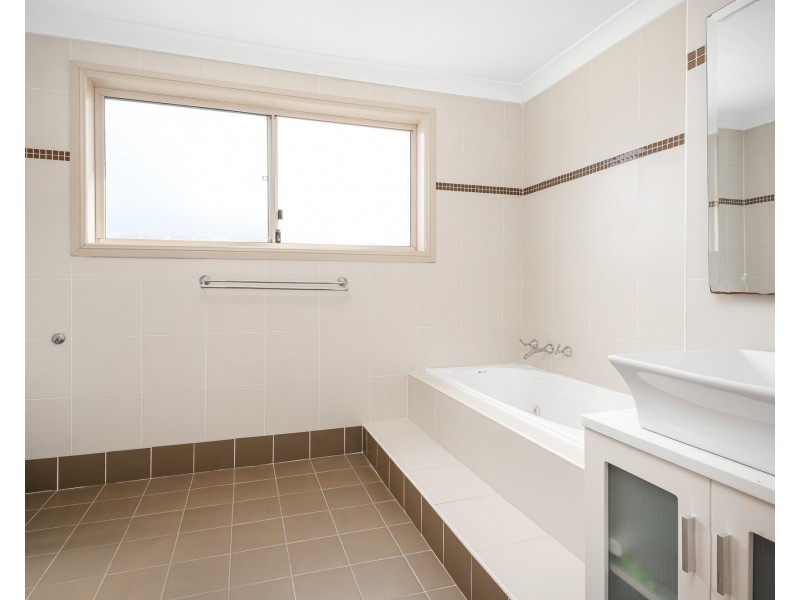 4 Bovis Place, Rooty Hill NSW 2766