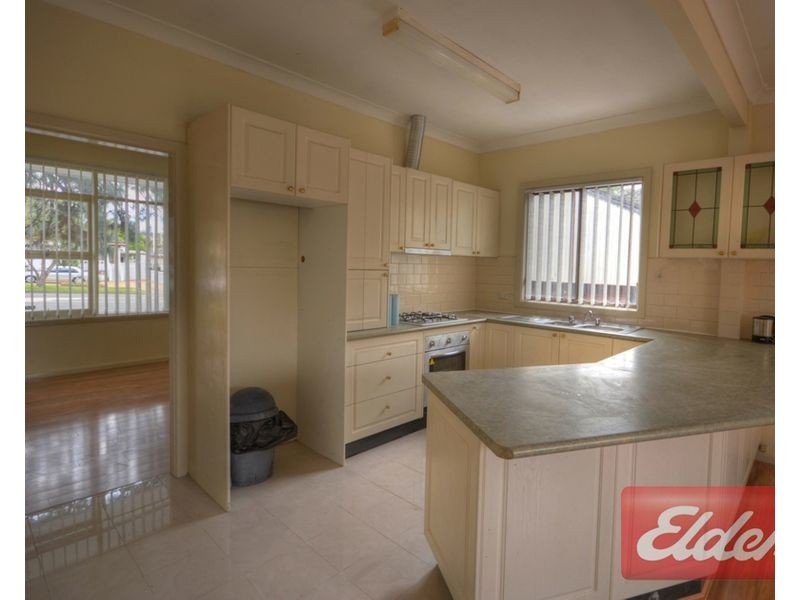 41 Fitzwilliam Road, Toongabbie NSW 2146