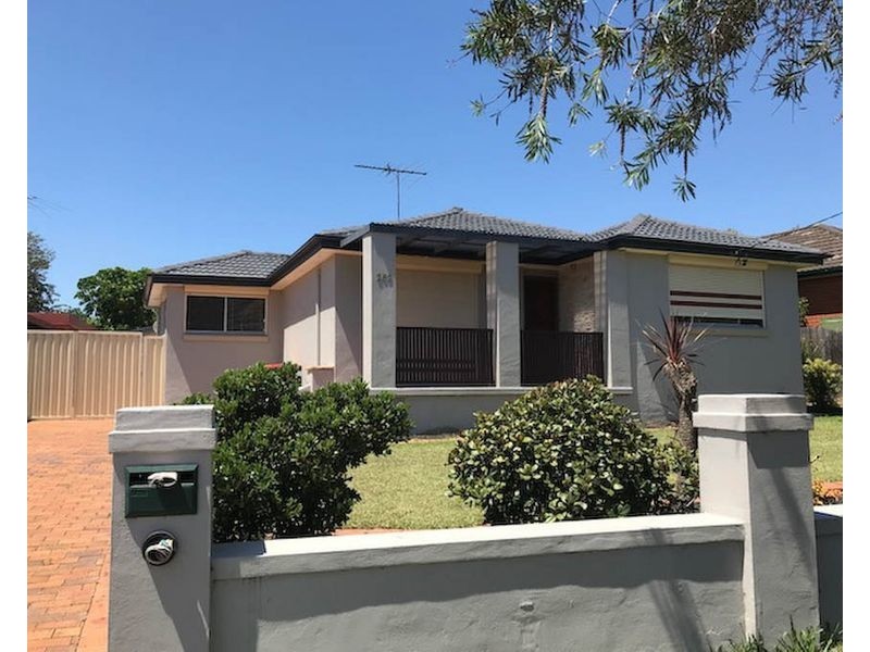252 Metella Road, Toongabbie NSW 2146