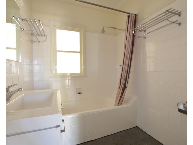 103 Cornelia Road, Toongabbie NSW 2146