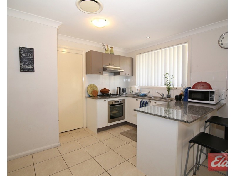 6 Memphis Crescent, Toongabbie NSW 2146