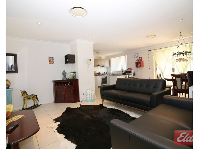 6 Memphis Crescent, Toongabbie NSW 2146