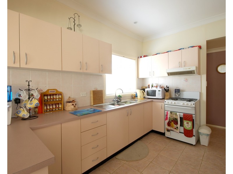 16 Mansfield Street, Girraween NSW 2145