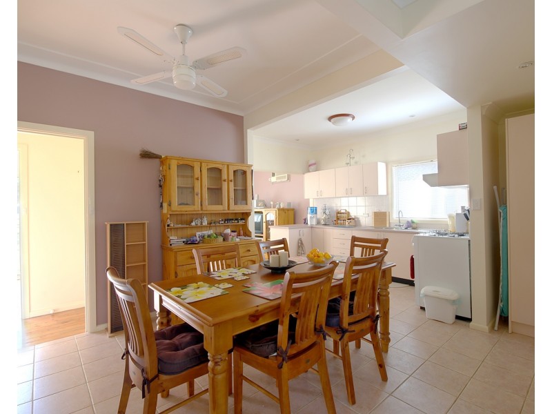 16 Mansfield Street, Girraween NSW 2145