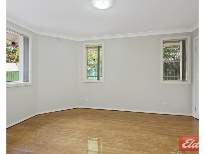 12 Tungarra Road, Girraween NSW 2145