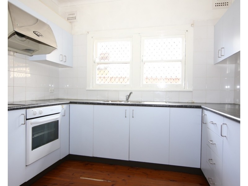 21 Junia Avenue, Toongabbie NSW 2146