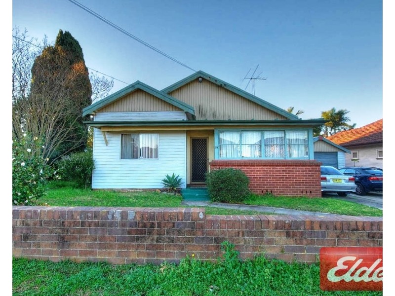 19 Valeria Street, Toongabbie NSW 2146