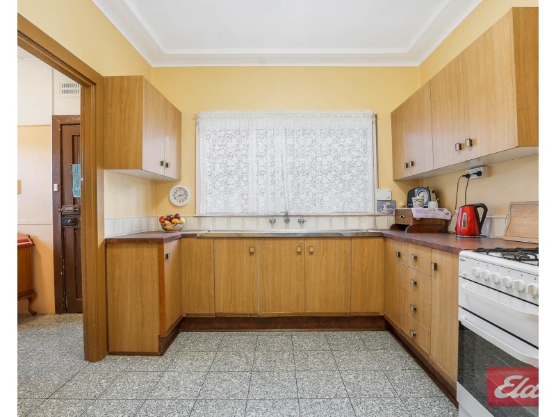 6 Collins Street, Pendle Hill NSW 2145