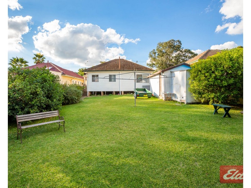 6 Collins Street, Pendle Hill NSW 2145