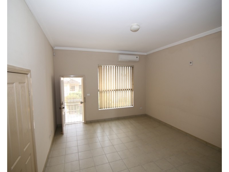 4/152-154 Metella Road, Toongabbie NSW 2146