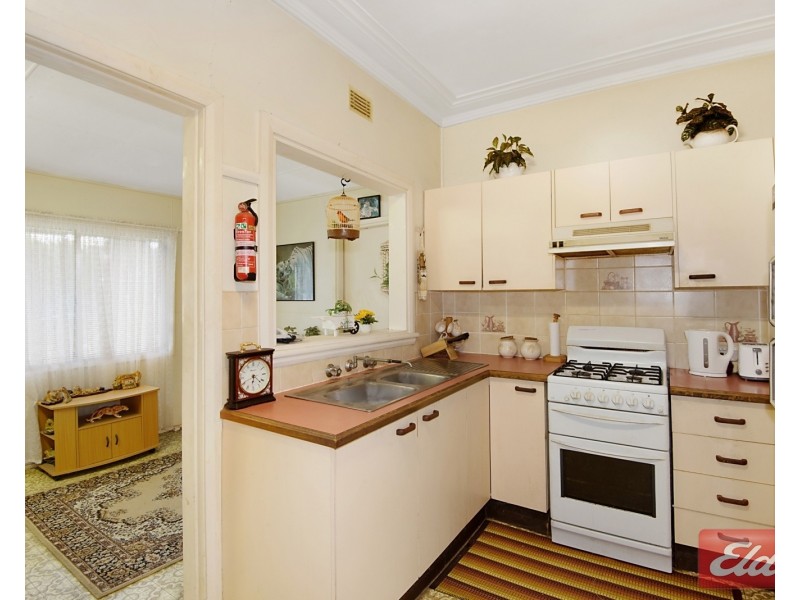 12 Macklin Street, Pendle Hill NSW 2145
