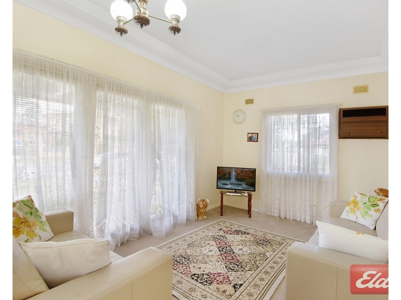 12 Macklin Street, Pendle Hill NSW 2145