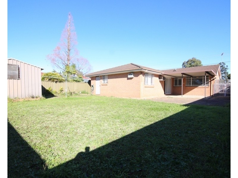 41 Tungarra Road, Girraween NSW 2145