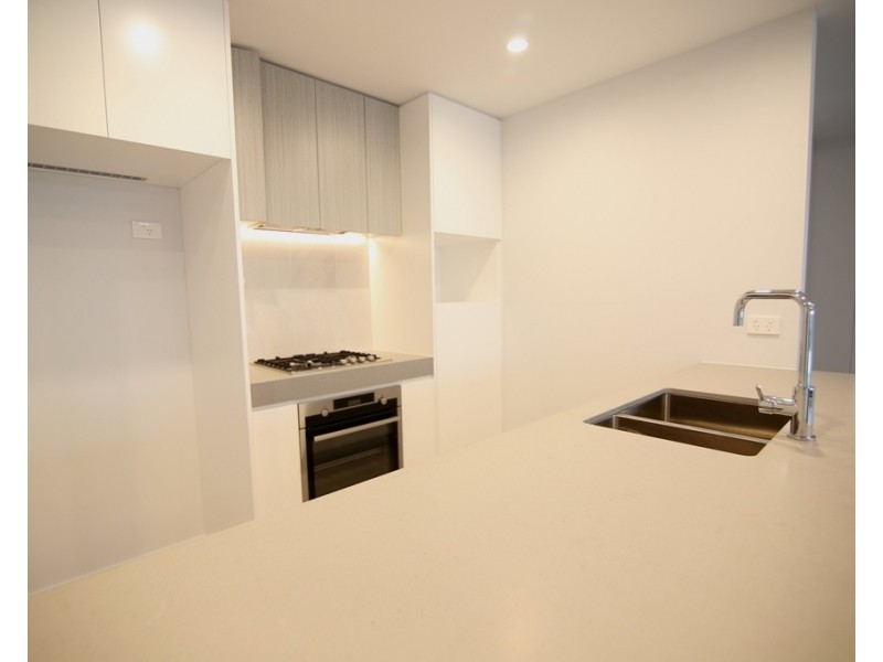 316/180-192 Caroline Chisholm Drive, Winston Hills NSW 2153