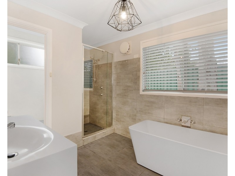 15 Bijiji Street, Pendle Hill NSW 2145