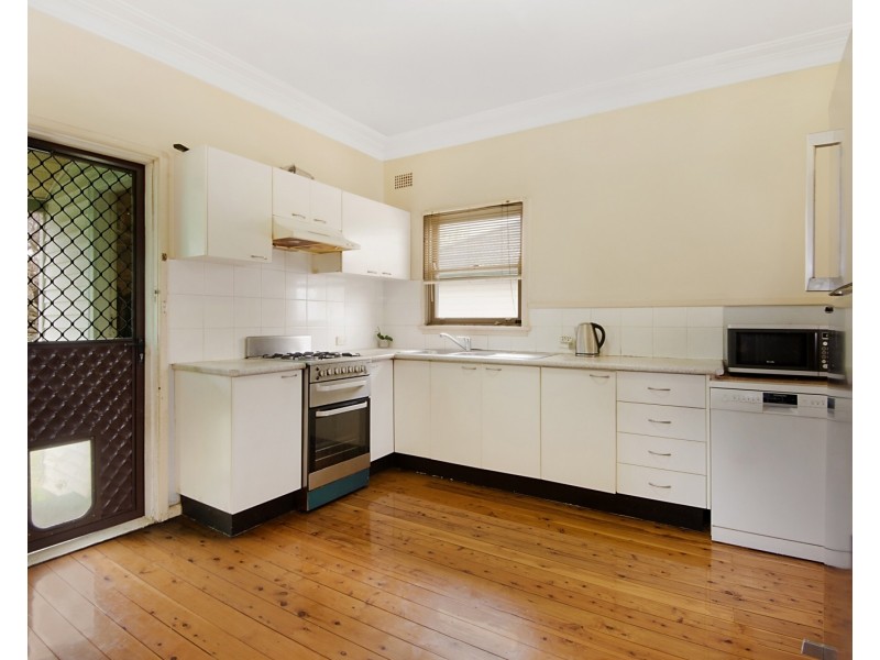 78 Lavinia Street, Toongabbie NSW 2146