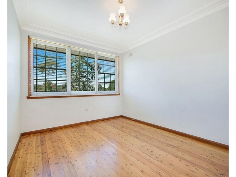 16 Huxley Drive, Winston Hills NSW 2153