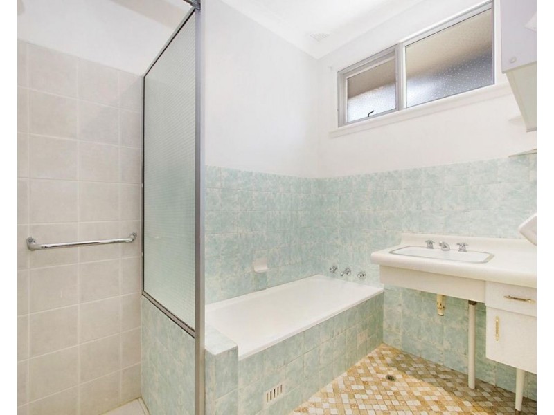 16 Huxley Drive, Winston Hills NSW 2153