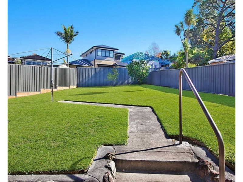 16 Huxley Drive, Winston Hills NSW 2153
