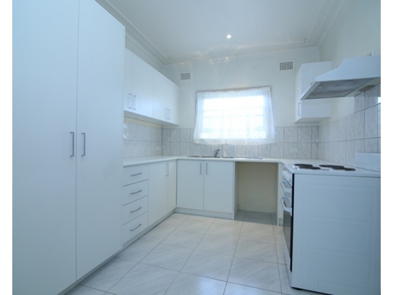 124 Cornelia Road, Toongabbie NSW 2146