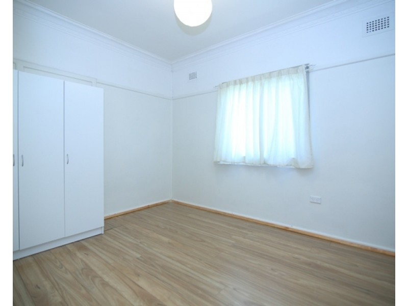 124 Cornelia Road, Toongabbie NSW 2146