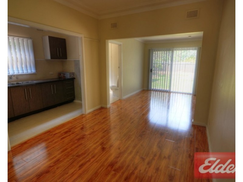 24 Premier Street, Toongabbie NSW 2146