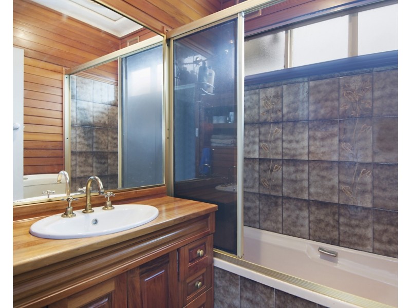 26 Bogalara Road, Old Toongabbie NSW 2146