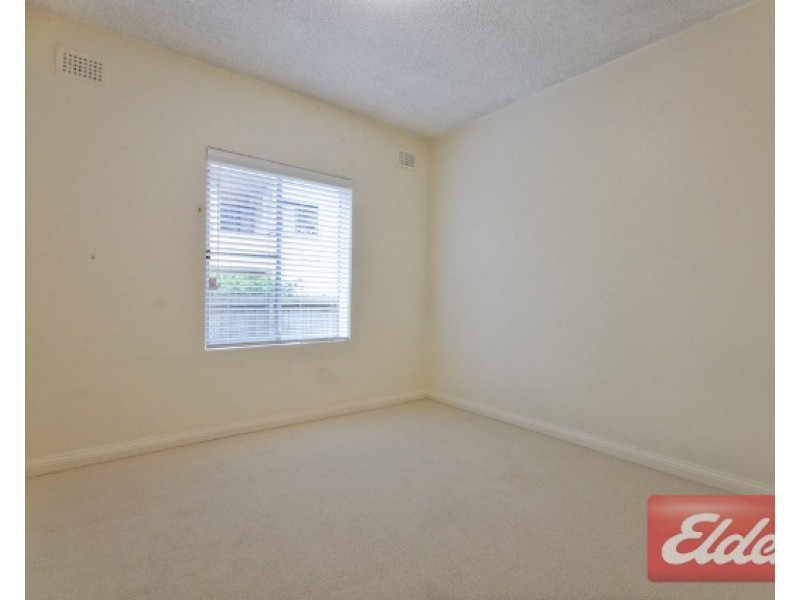 1/6 Mia Mia Street, Girraween NSW 2145