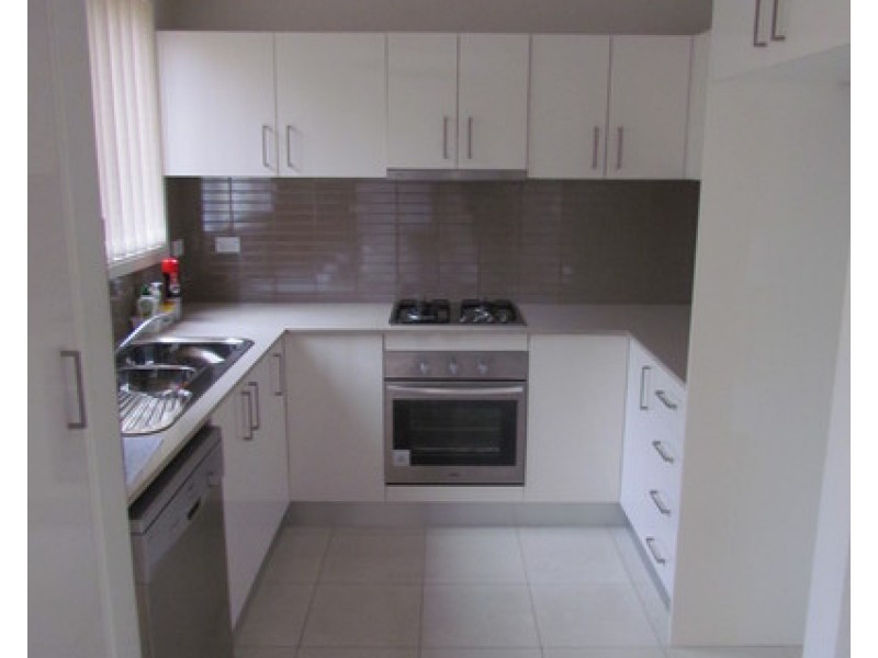 13/14-18 Valeria Street, Toongabbie NSW 2146