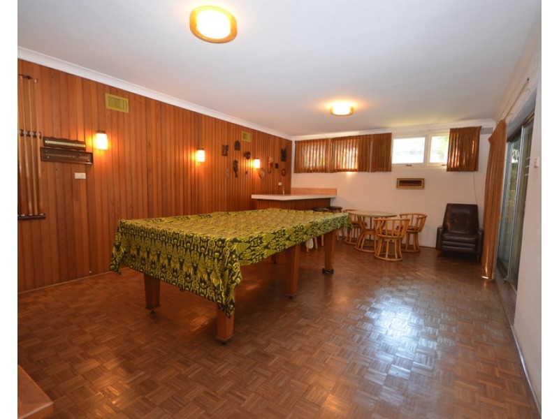 33 Binalong Road, Pendle Hill NSW 2145