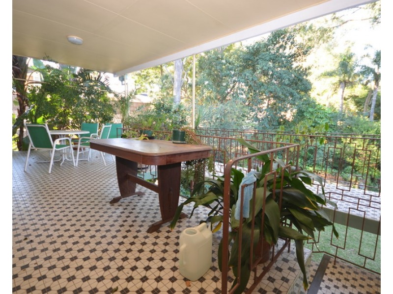 33 Binalong Road, Pendle Hill NSW 2145