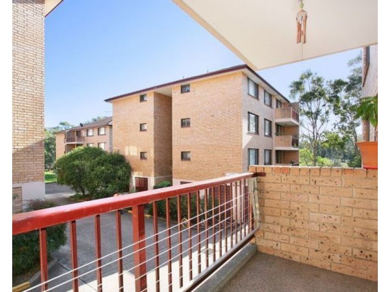 2/26 Mantaka Street, Blacktown NSW 2148