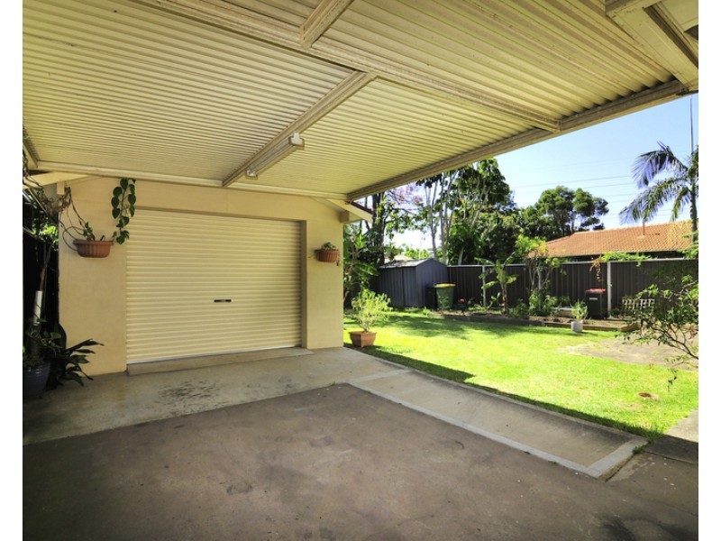 38 Vianney Crescent, Toongabbie NSW 2146