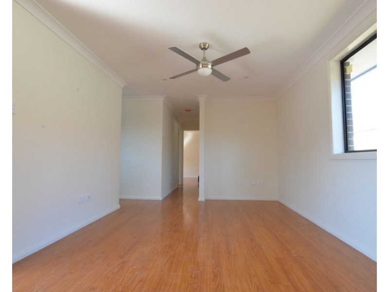141a Fitzwilliam Road, Toongabbie NSW 2146