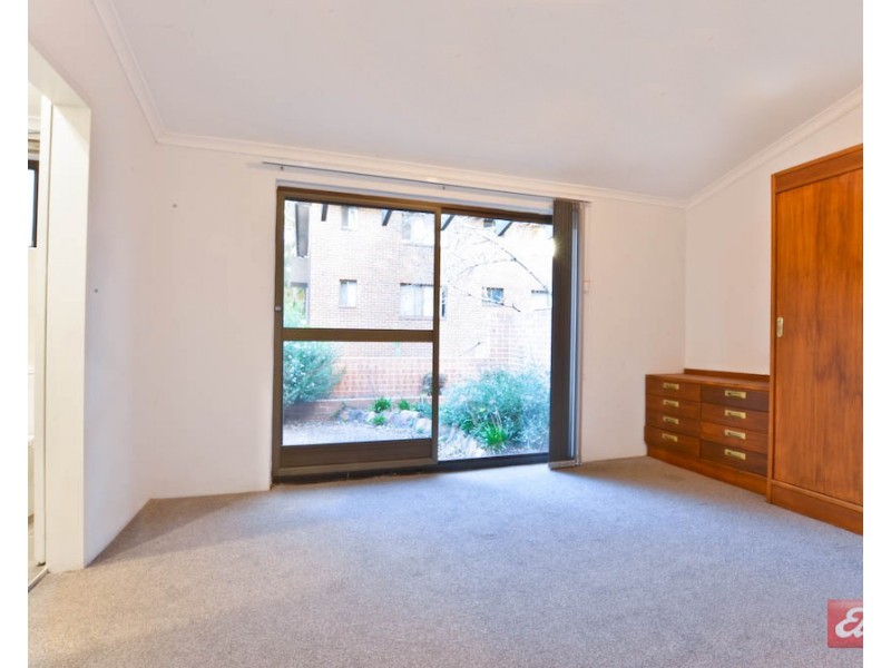 2/2-6 Hainsworth Street, Westmead NSW 2145
